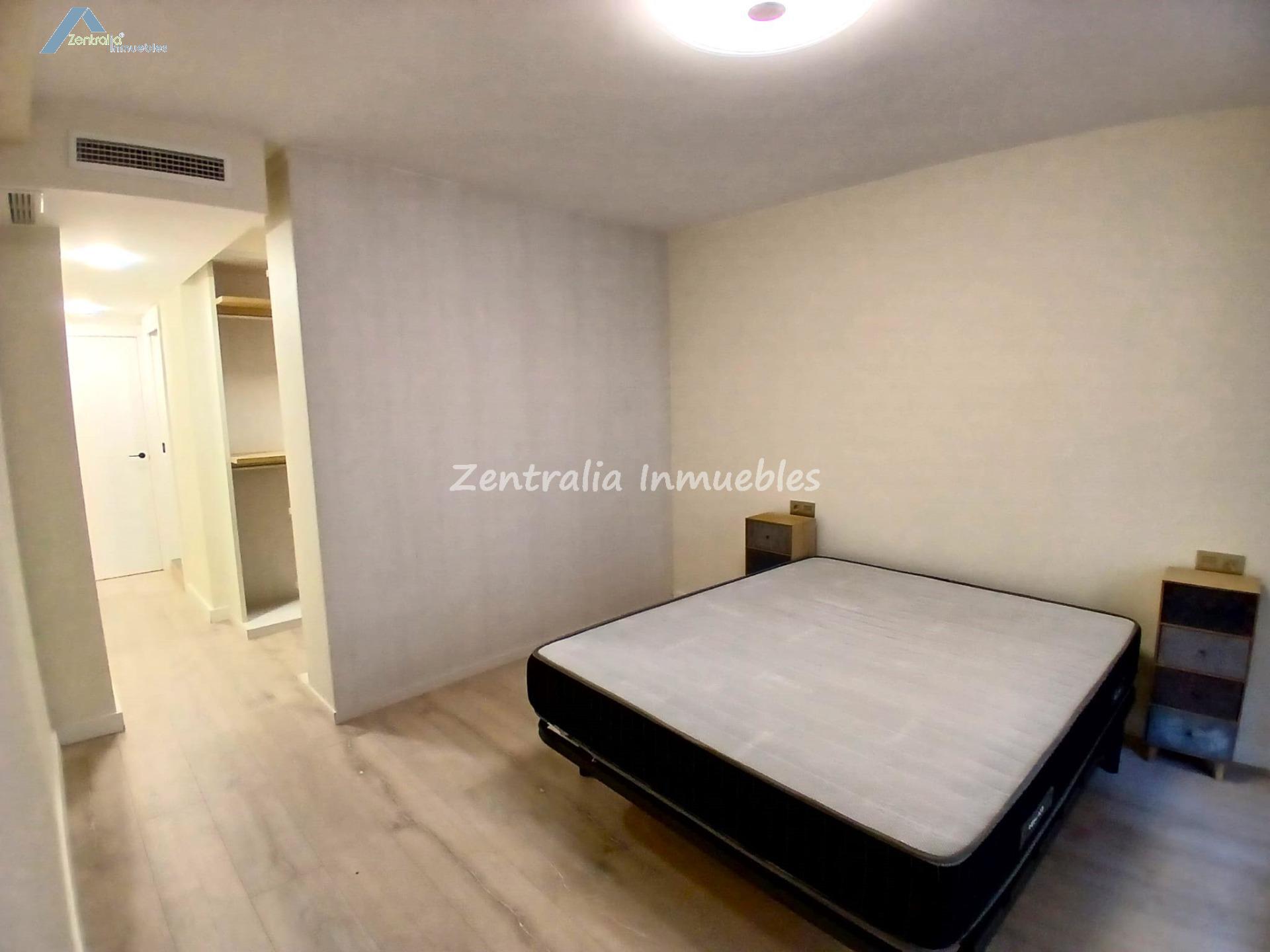 CENTRO - VIVIENDA CON AMPLIA TERRAZA, 3 DORM Y 2 BAÑOS